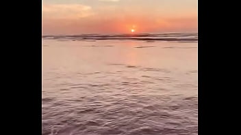 Ontem ela me levou para ver o nascer do sol de uma forma diferente e eu fico completamente apaixonada ?