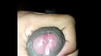 Punheta ( gozando gostoso)