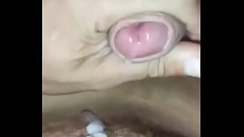 El Amigo de mi papá me envía un rica paja