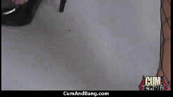 Nasty Group Fellation Vidéo Porno 3