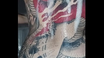 TheKinkyFuckers wife gets wet in the shower...