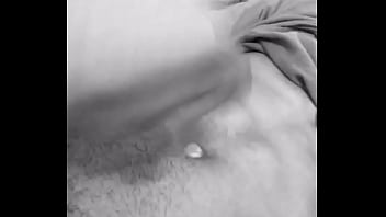 Batendo punheta novinho Danilo Walbertt