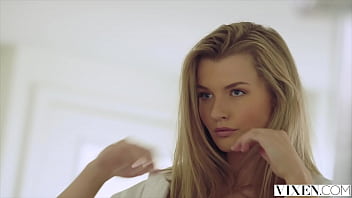 VIXEN Side Chick Surprises Her Sugar Daddy At Home