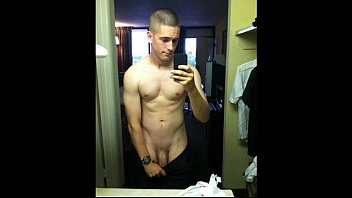 fotos de tios buenos con pollas grandes