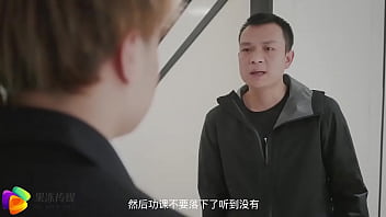 3p 妈妈跟两个10岁左右的儿子操b 2025