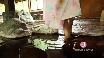 温泉湯女ゆな 2025