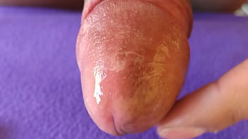 Masajeando Mi Glande Con Mi Pre Eyaculacion...