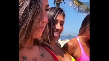 Gostosas Da Academia Dna Exibicionismo Na Praia...