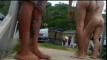 Exibicionismo Na Praia...