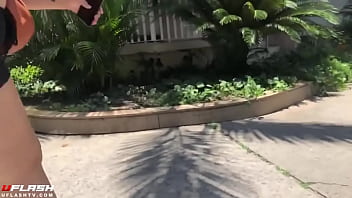Passando A Mão Na Bunda Na Rua 2024