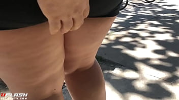 Passando A Mão Na Bunda Na Rua 2024
