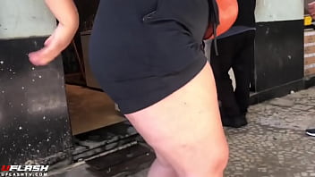 Passando A Mão Na Bunda Na Rua 2024