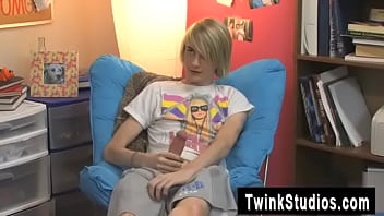 Hot twink scene Aidan and Preston are dangling out in the bedroom