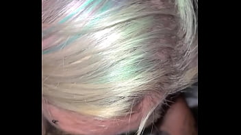 Blond Vrouwe Verleidt Haar Zelf - Verloren Schoonheid