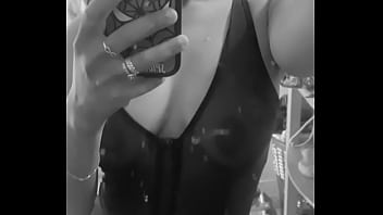 Petite tenue d’aujourd’hui les coquin...mais pas sûre qu’elle reste ...