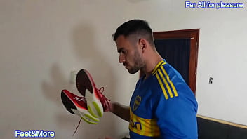 Roommate cant do anything, just to learn. Magic water did it and Fer enjoy again