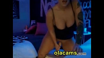Huge didlo fucked by busty brunette