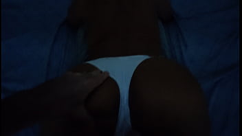 J'ai Rencontré Un Tout Nouveau Cul Chaud À La Fête Et Je L'ai Ramenée À La Maison Pour Baiser