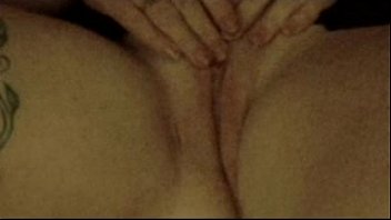 playing with my wifes tight little ass