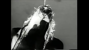 Nine Inch Nails - Head Like A Hole (1989) (OFFICIAL MUSIC VIDEO)