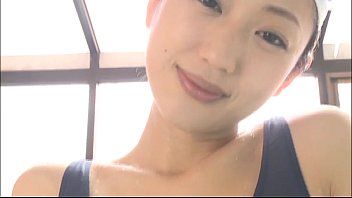 【壇蜜】透けた乳首が?? セクシーでエロい芸能人。Tバックにハイレグ水着姿を惜しげもなくエッチに披露