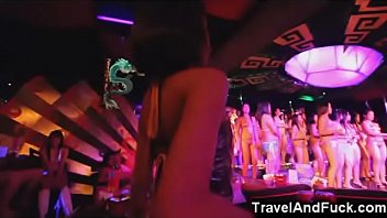 Tourist Fucks Tiny Teen Filipina