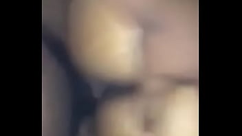 Trim.87B78102 BDE6 4304 ADE5 ADF62EC52D3C.MOV...