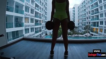 Video Thai amateur hotel workout before a fuck in the room