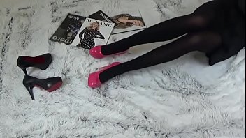 I strumpbyxor i nylon strumpa fot fetisch tonåring