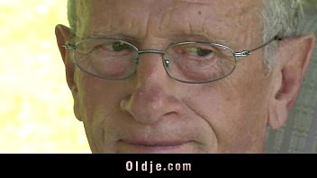 Teenie schoolgirl swallowing cum outdoor doggy fucking old ...   