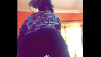 Ebony Teen twerk - XVIDEOS.COM->