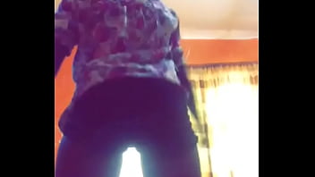 Ebony Teen twerk - XVIDEOS.COM->