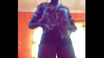 Ebony Teen twerk - XVIDEOS.COM->