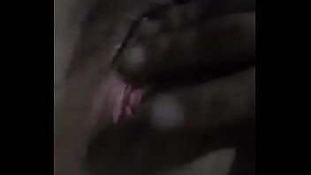 Sucre charapita cachera se mete el dedo