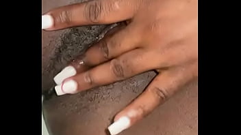 Gade Koman Betoo Ap Bay Tet Li Dwet...