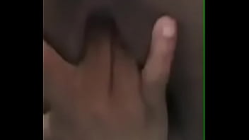 Horny Kenyan girls Mastubating in her Hostel Room...