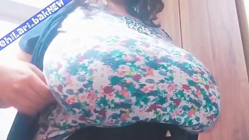 hiLARI bakNEW big boobs