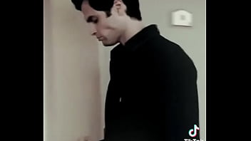 Para agora oque está_ fazendo e venha se divertir com Joe Goldberg