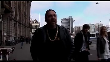 Kurvige Oma wird hart durchgenommen