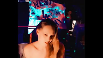 Amature Milf Altheerose Strip S'il Vous Plaît