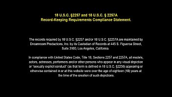 The hostess who finished work is colluded with the driver of the transfer and spear spree&excl; 1