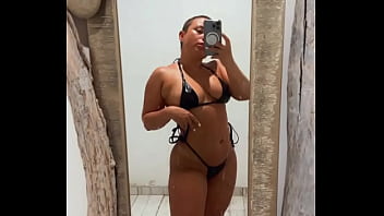 Tu aimes mon bikini ?