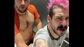 He fucked me bareback In the Public Toilet