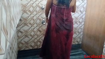 Indian Bhabi A Bathroom With Red Tawal Localsex31...