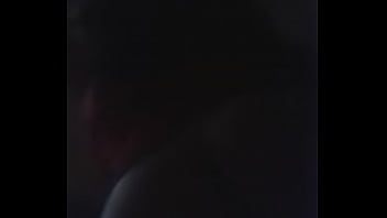 Saltando sobre la pija de mi amigo...