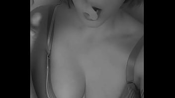 Ma copine Louison trouve que j&#039_ai un petit c&ocirc_t&eacute_ Pulp Fiction sur cette vid&eacute_o...