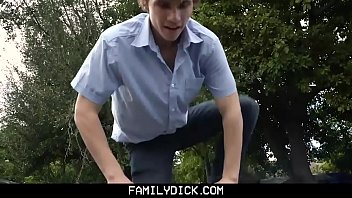 - Hunky Pretty Boy Sucks His Little Cock 