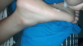 Sofee Soft Feet Get Cum...