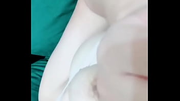 单亲妈妈和自己三岁的儿子 舔儿子小鸡鸡 太可怕了 2024 | XXXXVideo