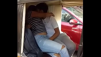 Video Auto Wala love on the way